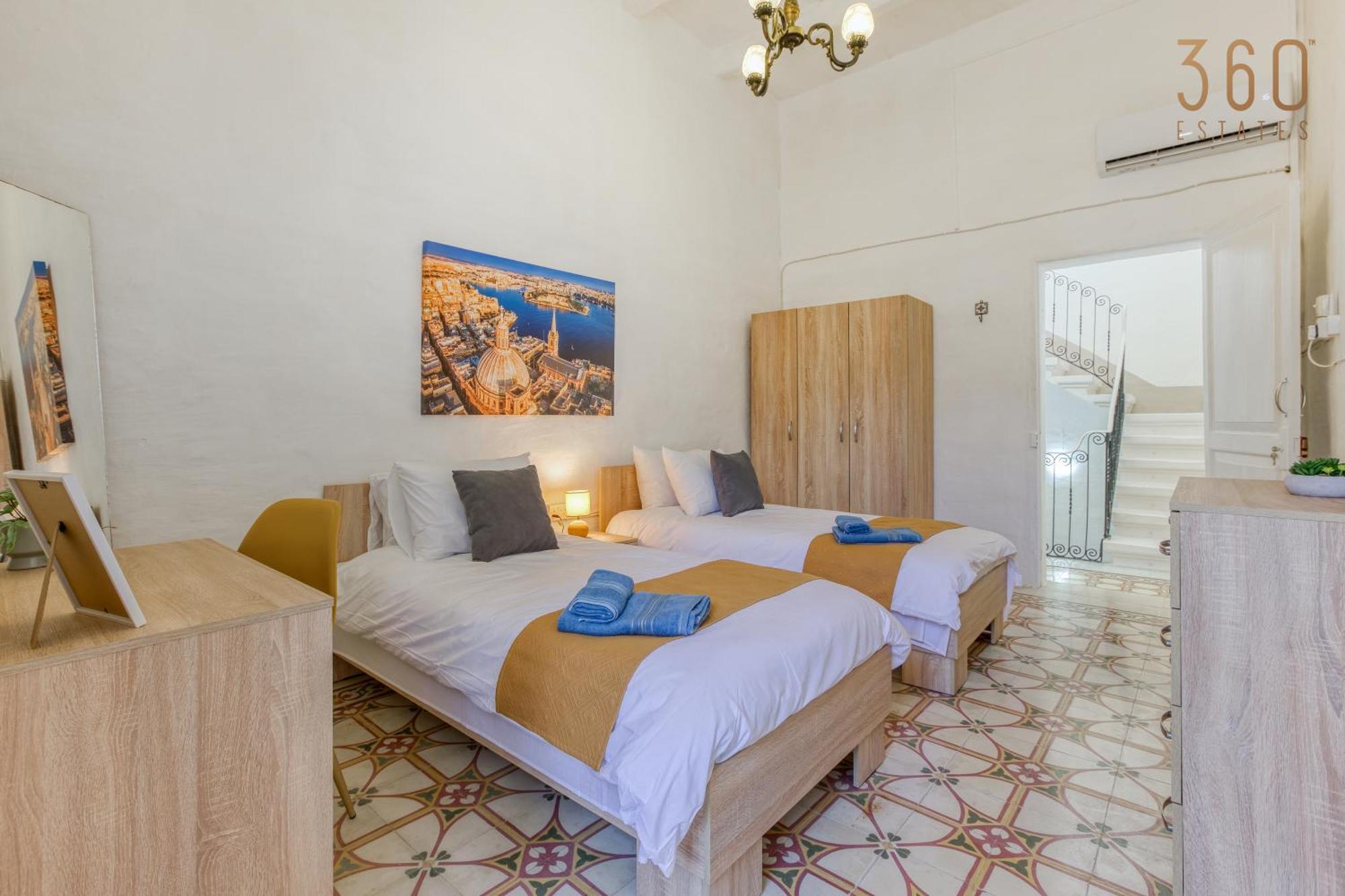 Authentic Townhouse With Backyard In By 360 Estates Holiday home Sliema