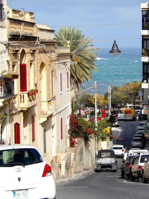 Authentic Townhouse With Backyard In By 360 Estates Holiday home Sliema